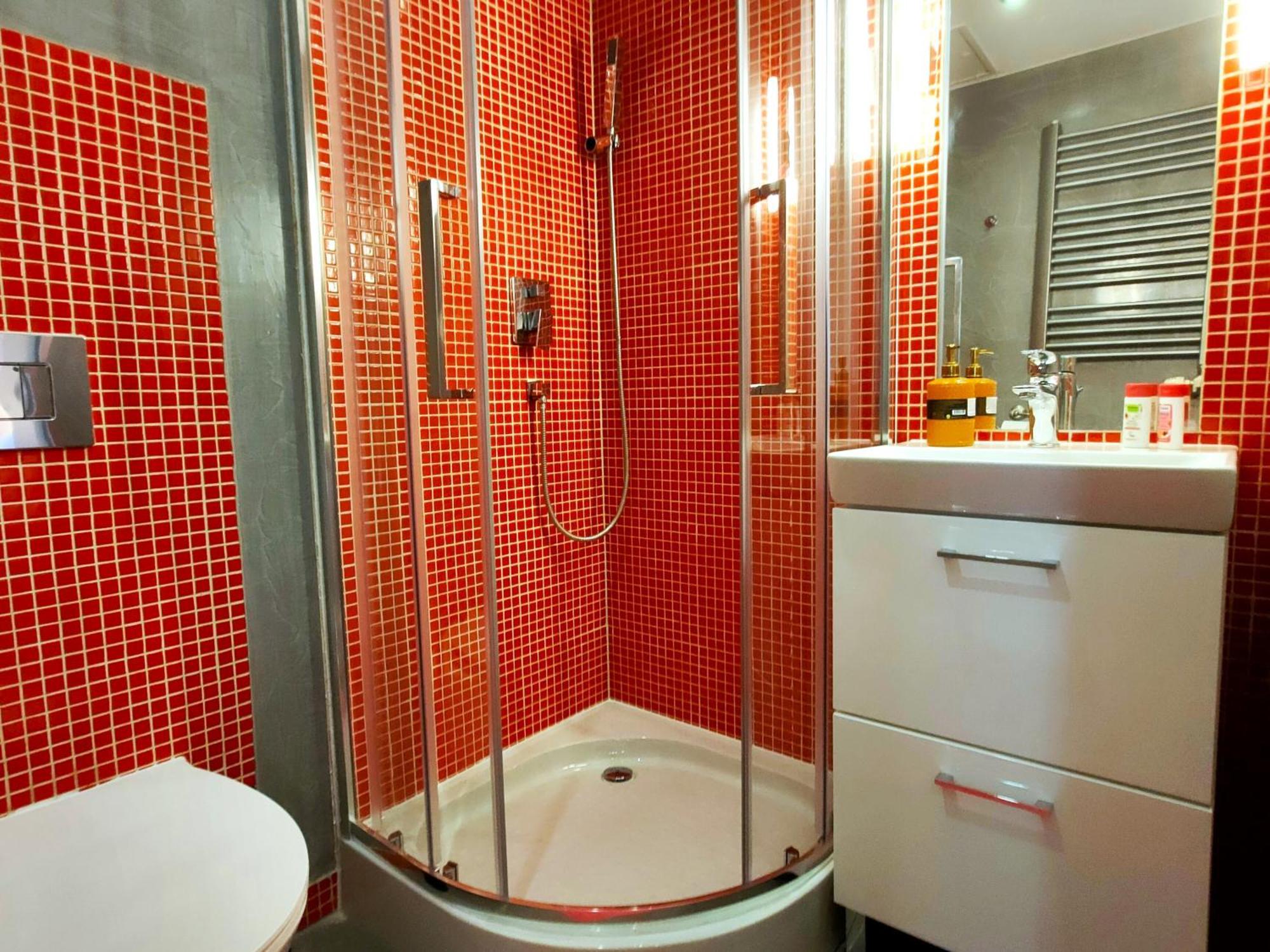 Mirror Pink Studio Apartment คราคูฟ ภายนอก รูปภาพ