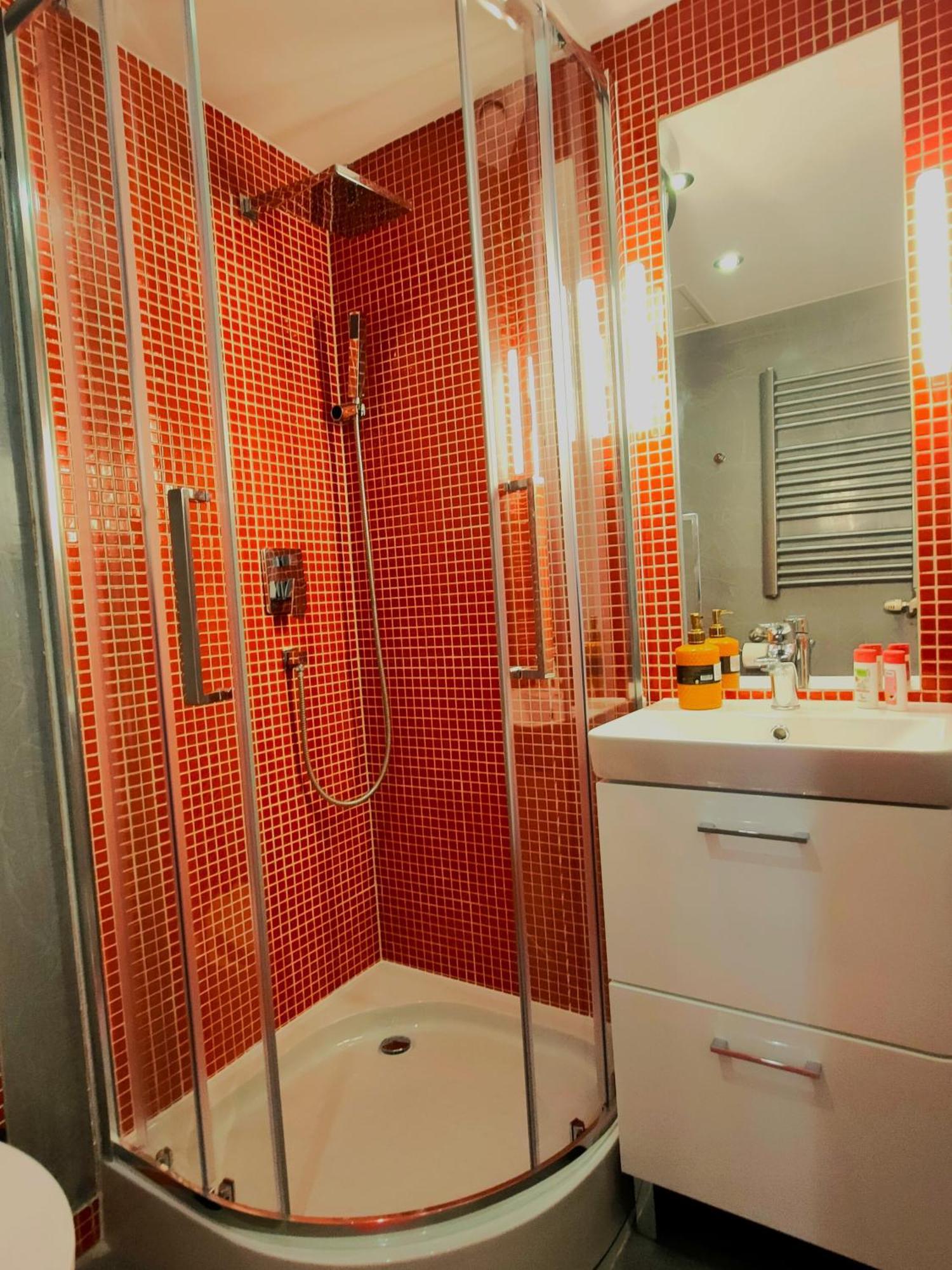Mirror Pink Studio Apartment คราคูฟ ภายนอก รูปภาพ