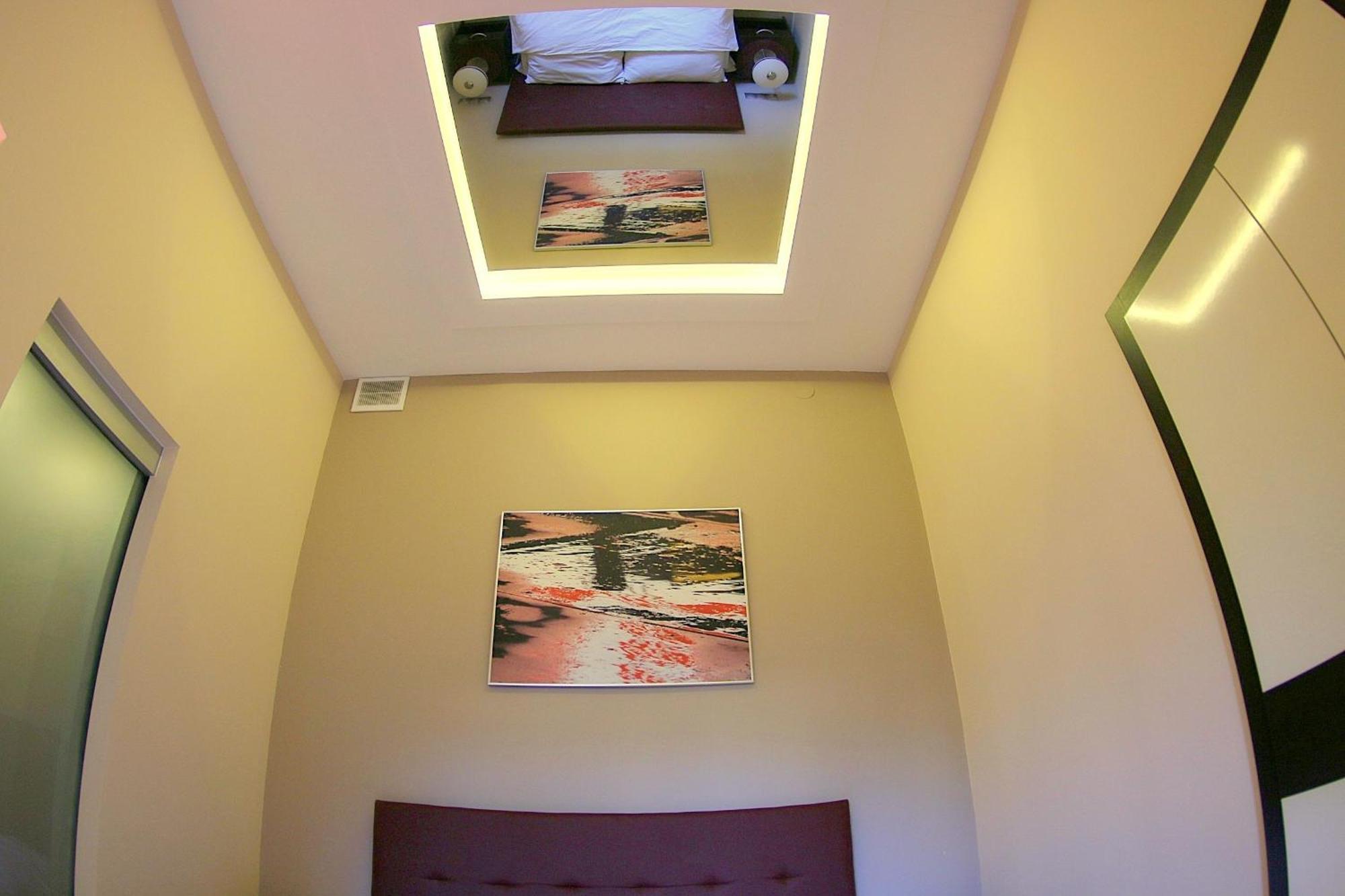 Mirror Pink Studio Apartment คราคูฟ ห้อง รูปภาพ