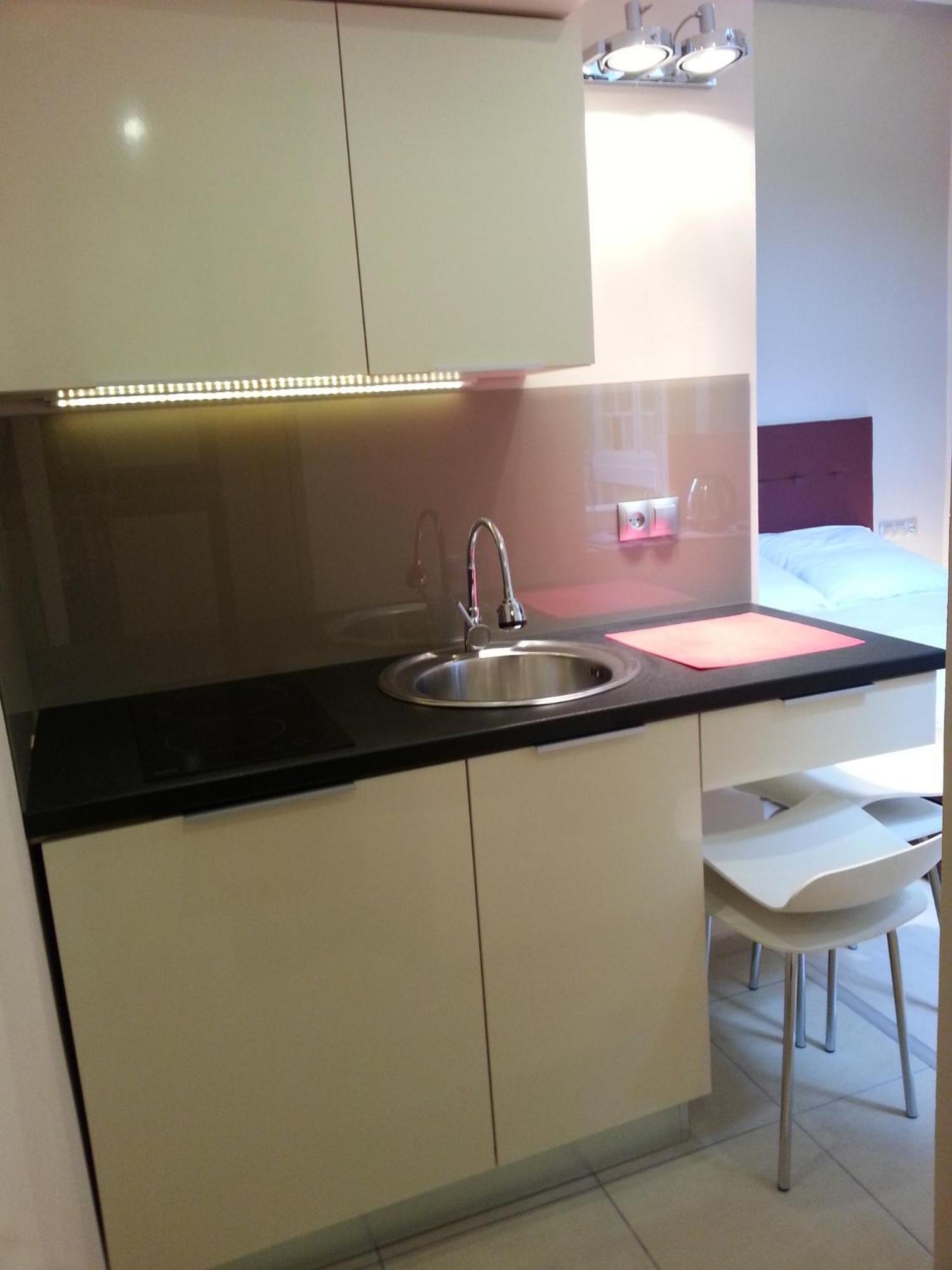 Mirror Pink Studio Apartment คราคูฟ ห้อง รูปภาพ